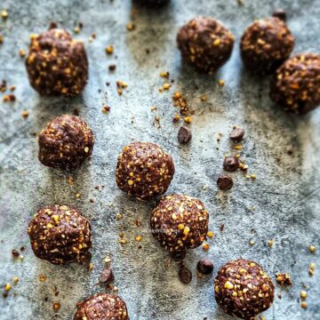 Brownie Enery Balls with Dark Chocolate, Cocoa powder, Nuts and Dates