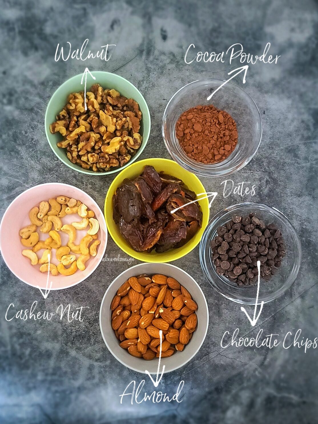 Ingredients to make Brownie energy Balls