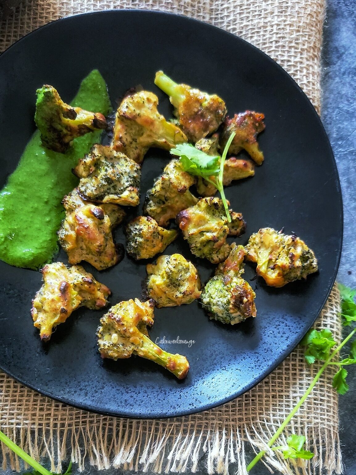 Delicious Malai Broccoli served with green chutney. 